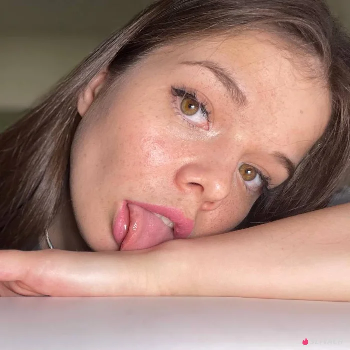 Пермьдегі пәк қызды бір рет сиқыған, video секс девственный